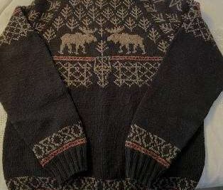 Strikkepakke Elggenser "Hirvi" sort